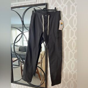 Vuori Men's Charcoal Cargo Pants